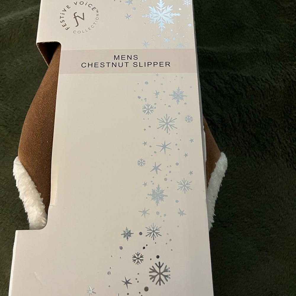 Chestnut Men's Slipper with White Lining - Picture 3 of 4
